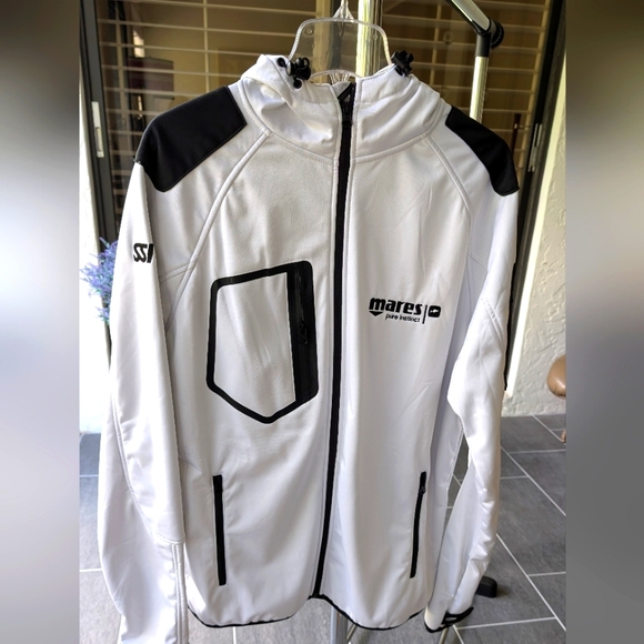NWOT MARES VERTICAL PASSION MEN'S PERFORMANCE JACKET - Picture 1 of 16